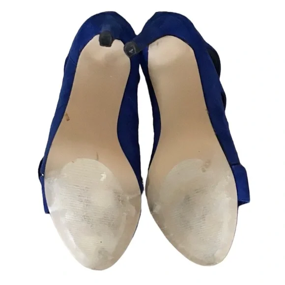 Madden girl cobalt blue, opened toed 4inch stiletto heels. Zipper in the back. - Picture 4 of 8